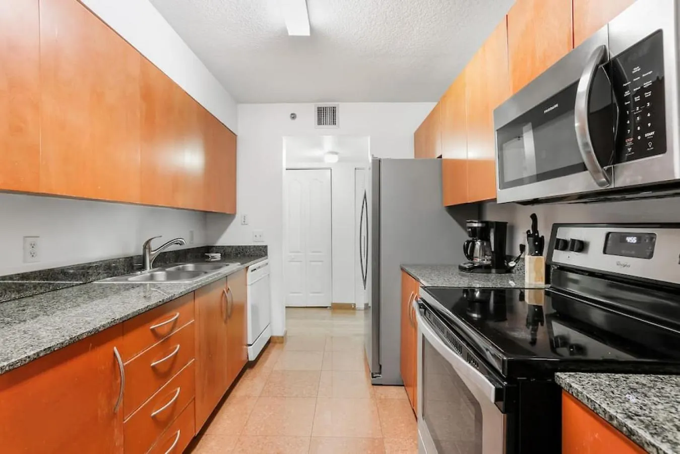 Bay View Brickell Bay Paradise With Pool And Gym Holiday home Miami