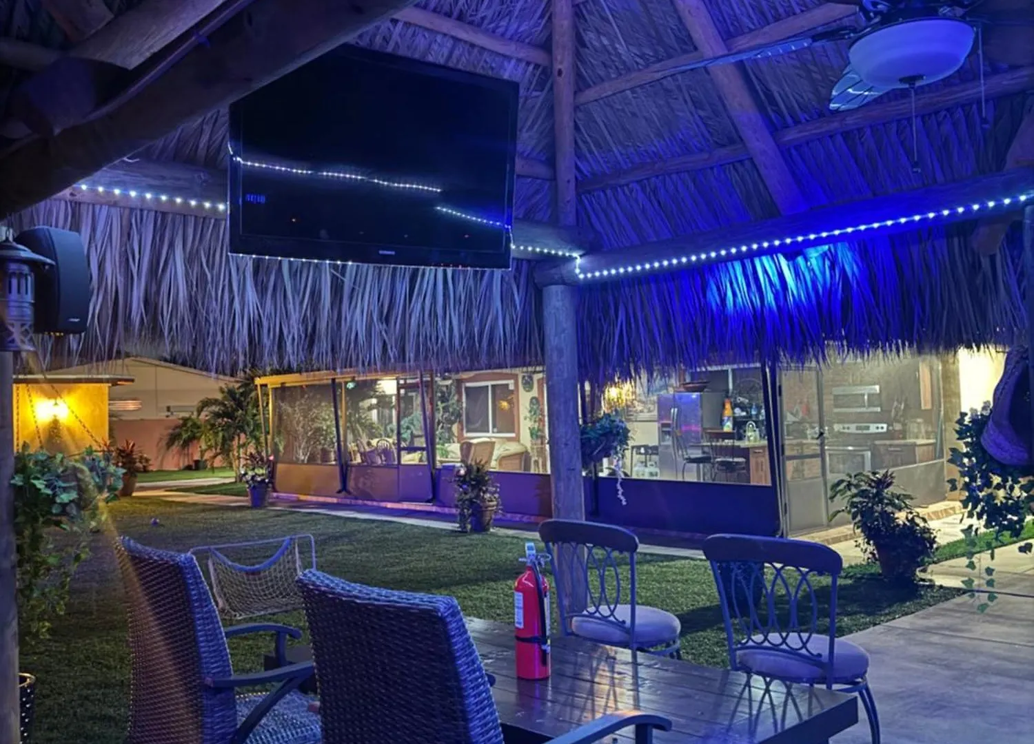 Paradise Oasis2