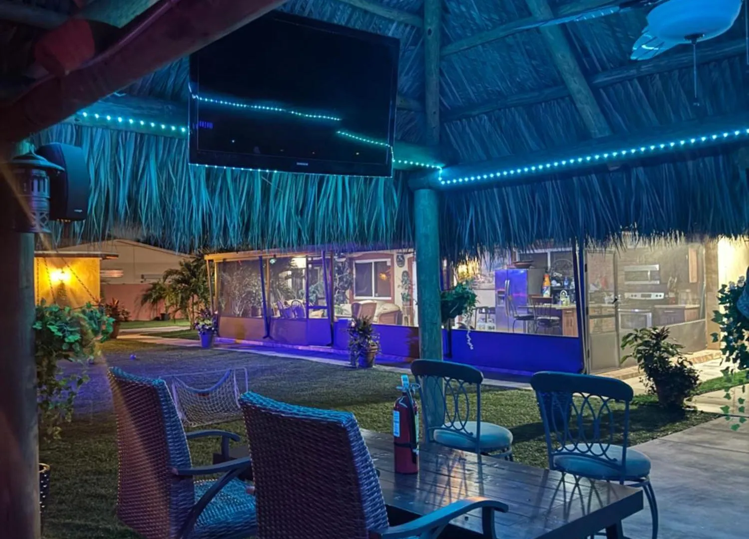 Guest house Paradise Oasis2 *