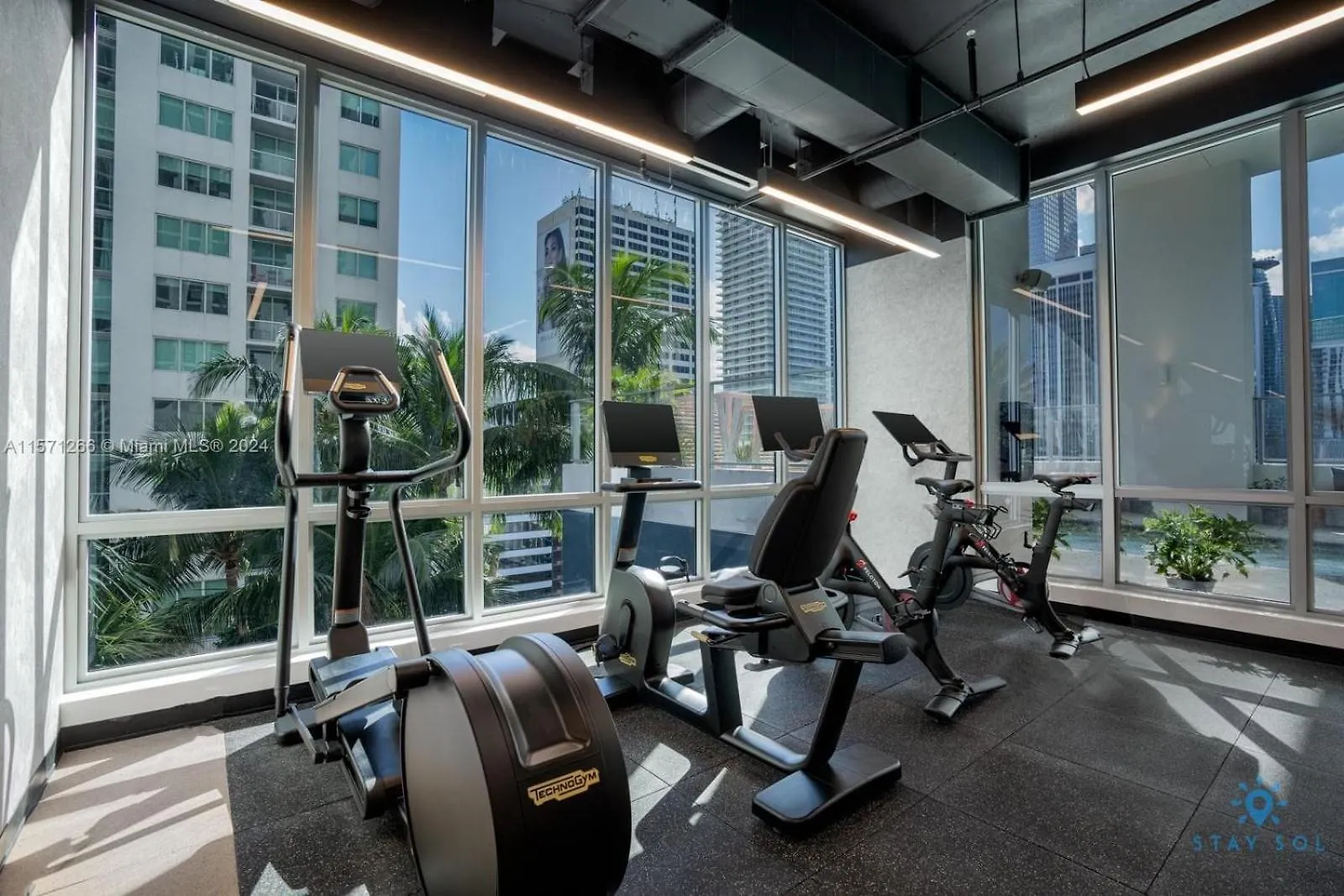 Beautiful With Gym And Amazing Pool Дом отдыха *