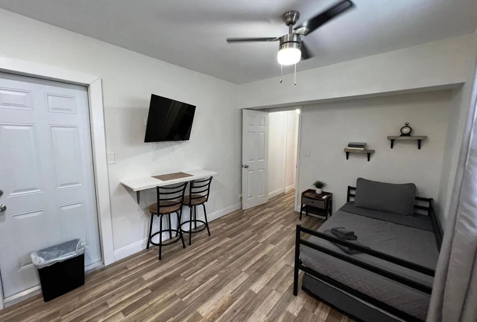 Designed Private In Apartment