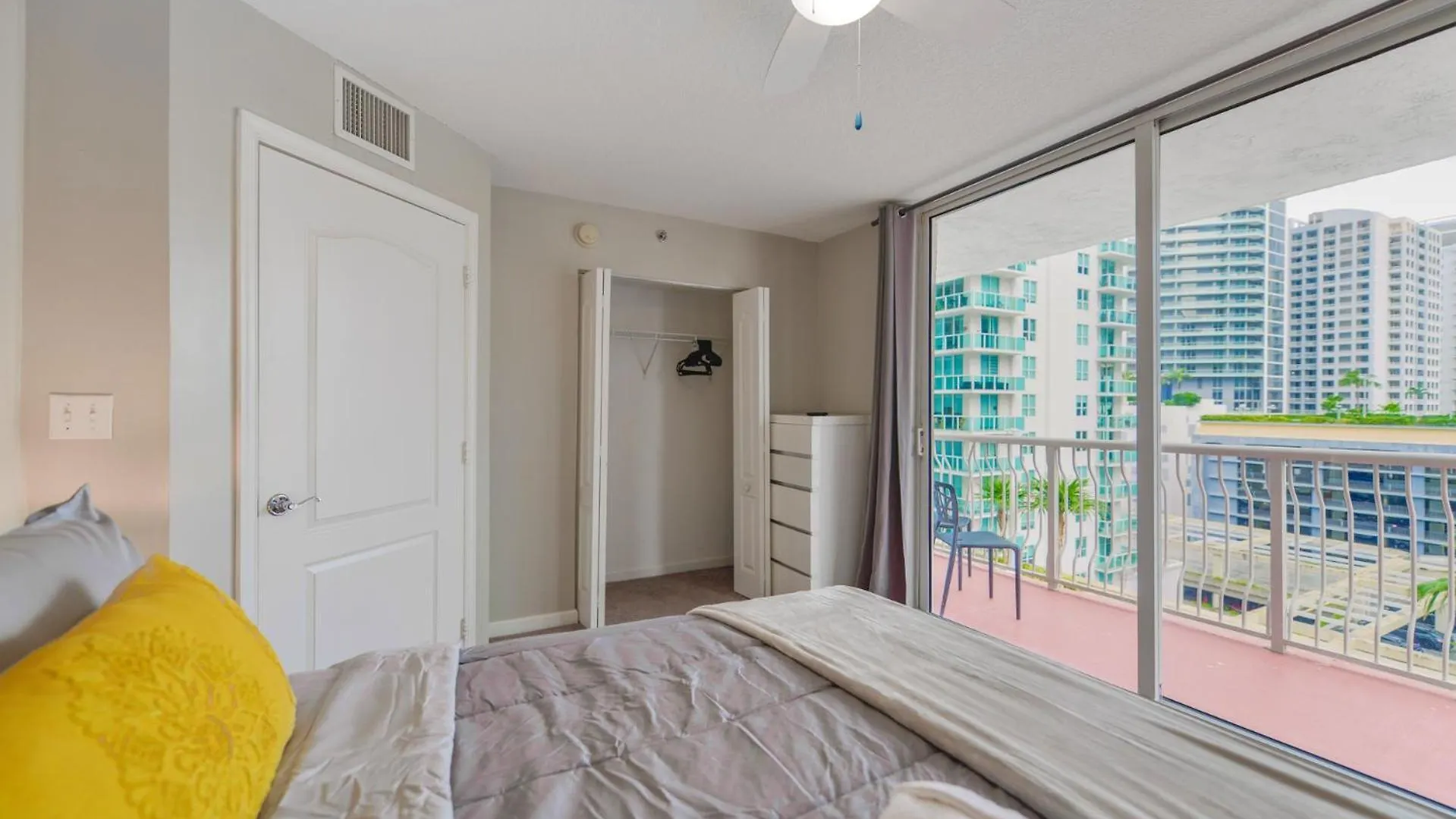 Prime Brickell With Stunning Views Miami