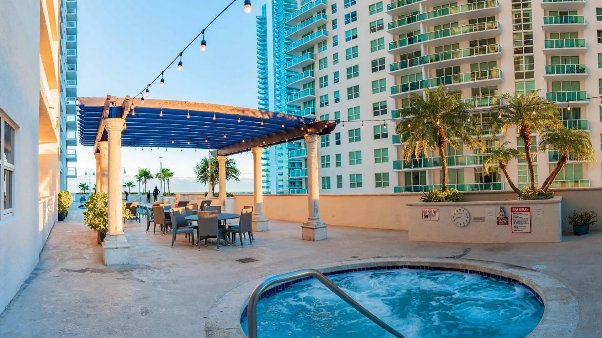 Apartment In Brickell With Pool, Gym, Free Parking And Game Miami