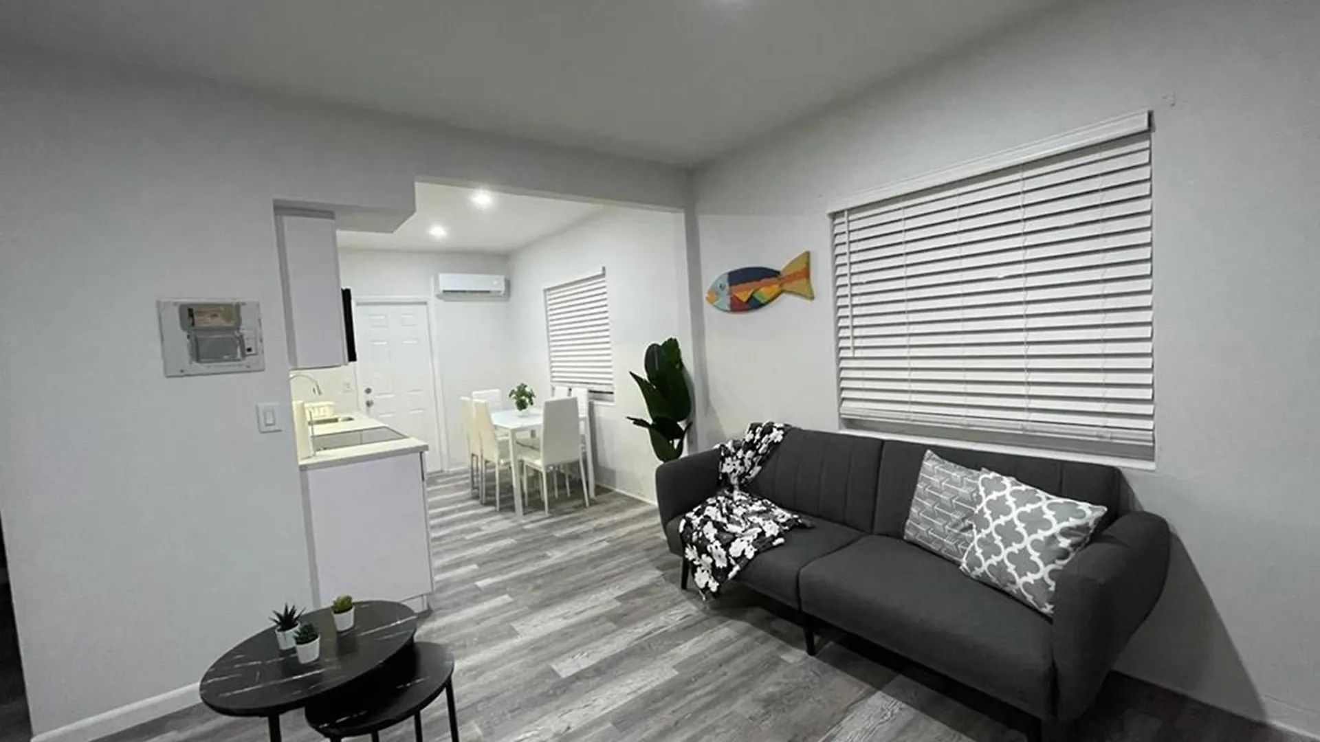 Apartment Douglas Rd Miami