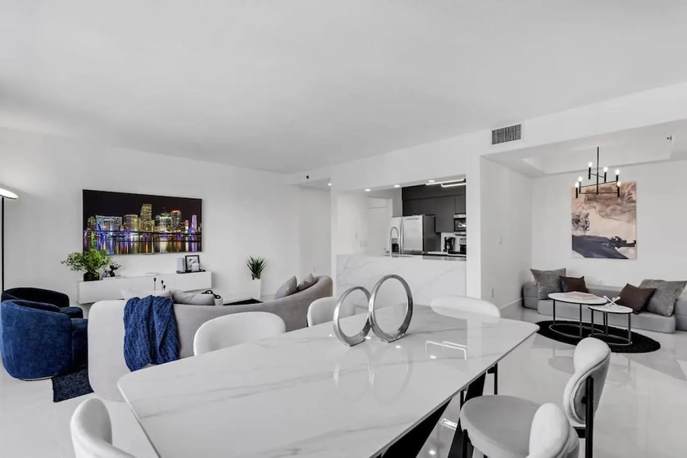 Luxe Brickell Gem With Huge Balcony N Ocean Views Miami
