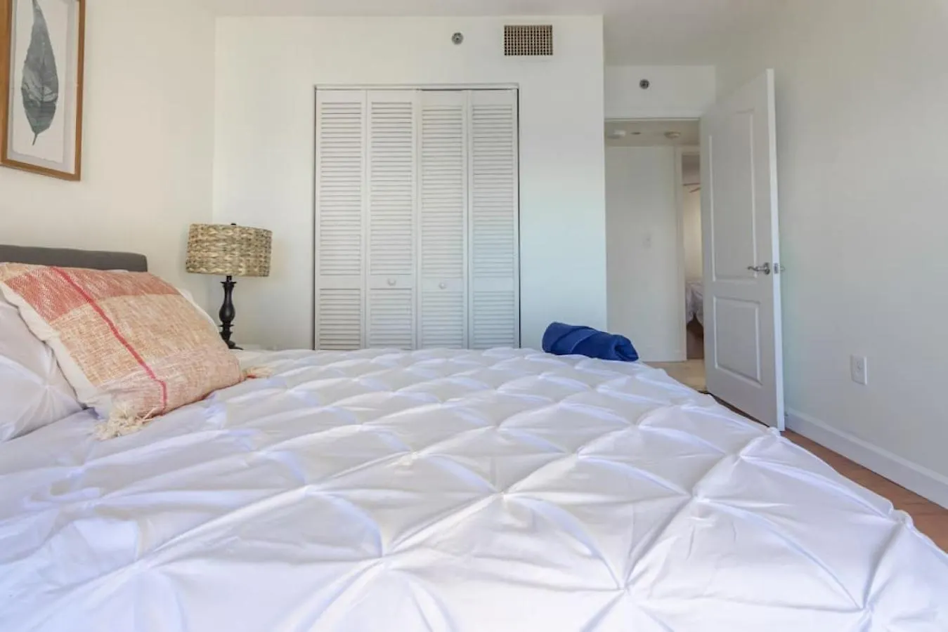 3br Airbnb Friendly With Great Ocean View Balcony * Miami