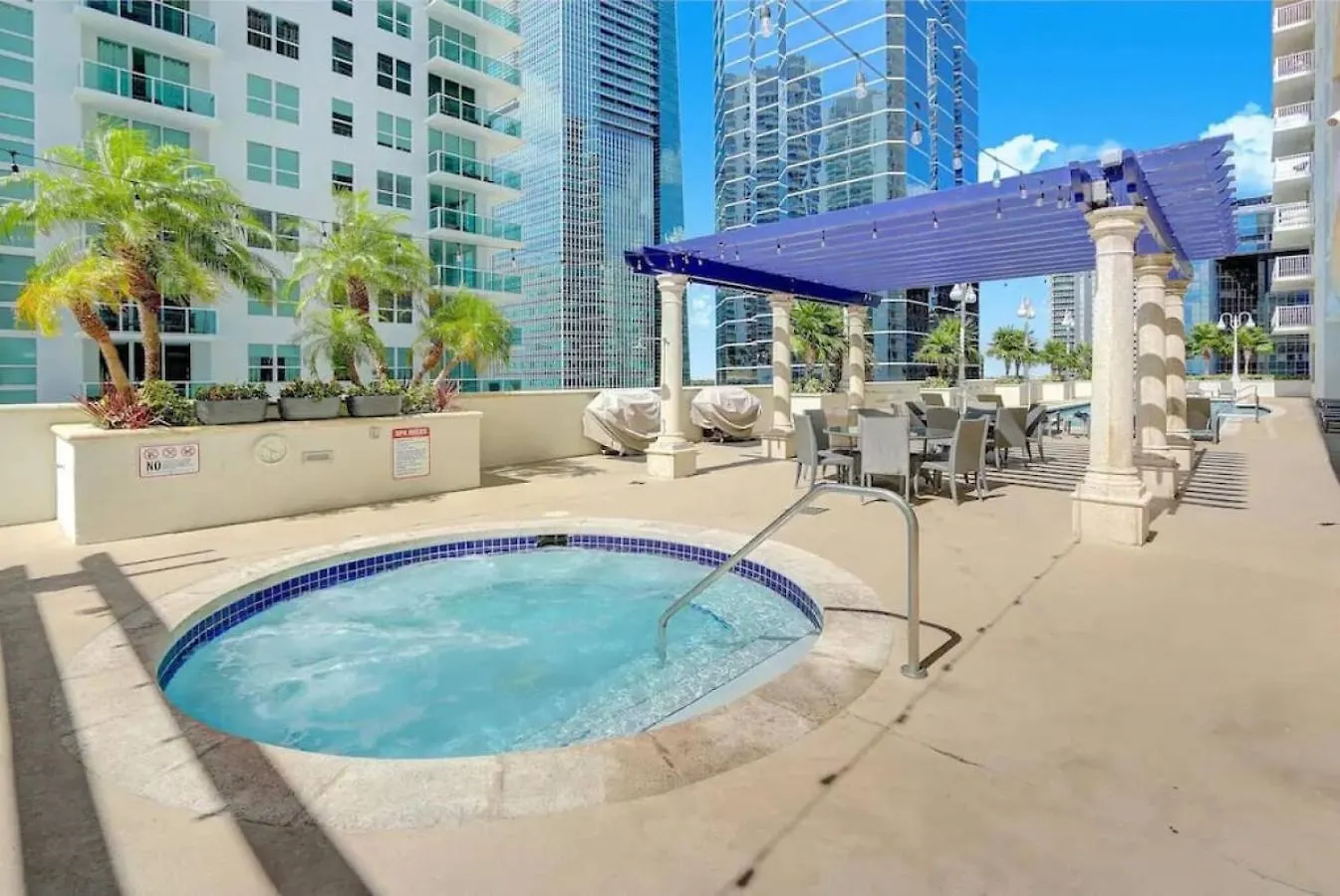 Holiday home 1 Bedroom In Brickell 25th Floor With Balcony And Parking *