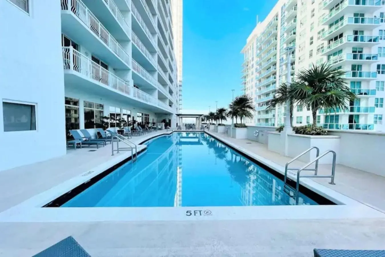 Holiday home 1 Bedroom In Brickell 25th Floor With Balcony And Parking *