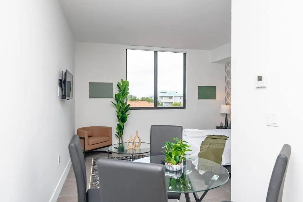 King Bed Brand New Oasis Minutes To Brickell Apartment Miami