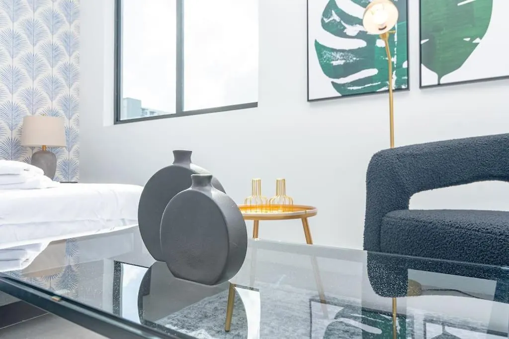 Apartment King Bed Brand New Oasis Minutes To Brickell *