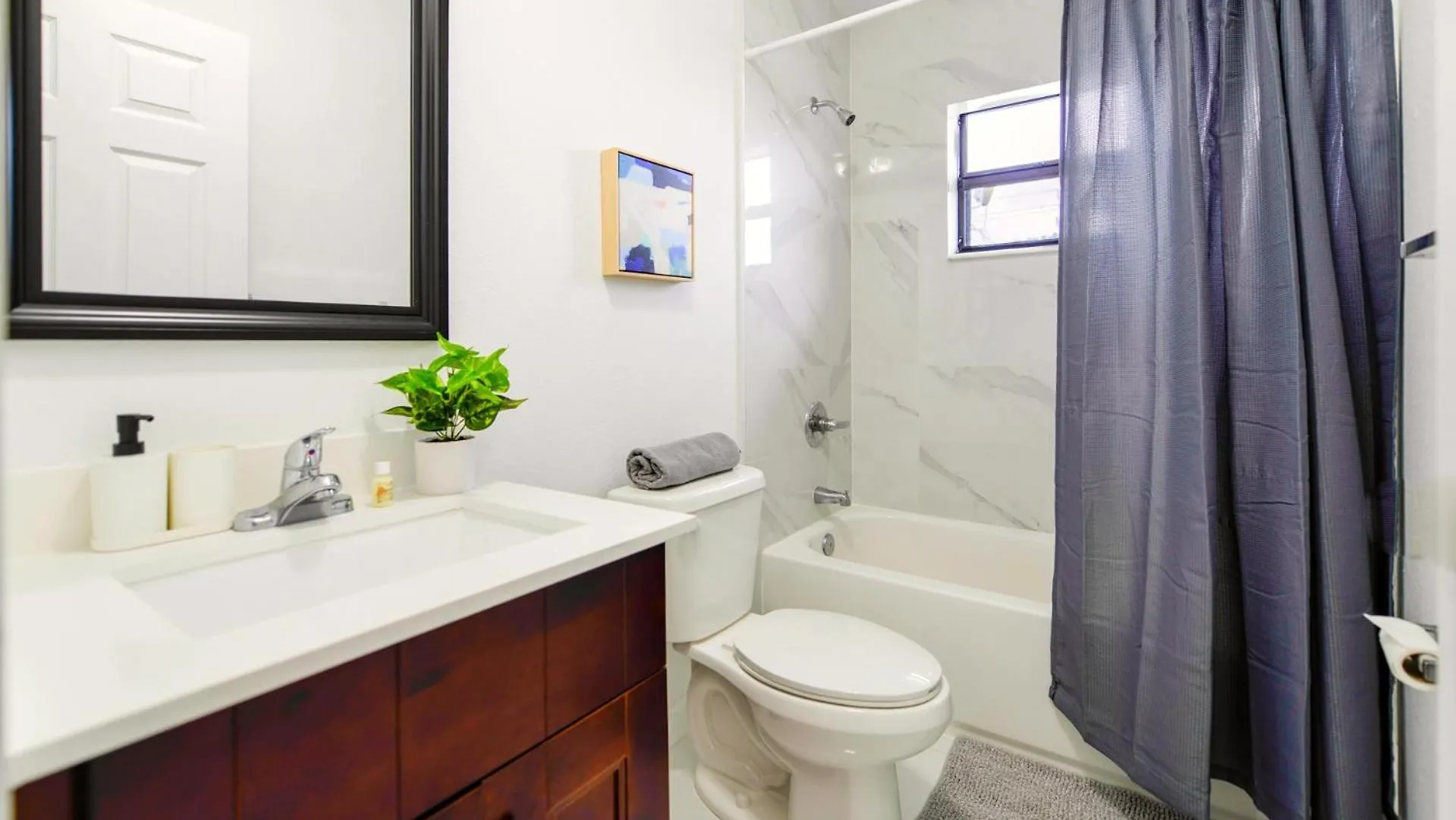 Holiday home Duplex 3br With Free Parking In Northwest *