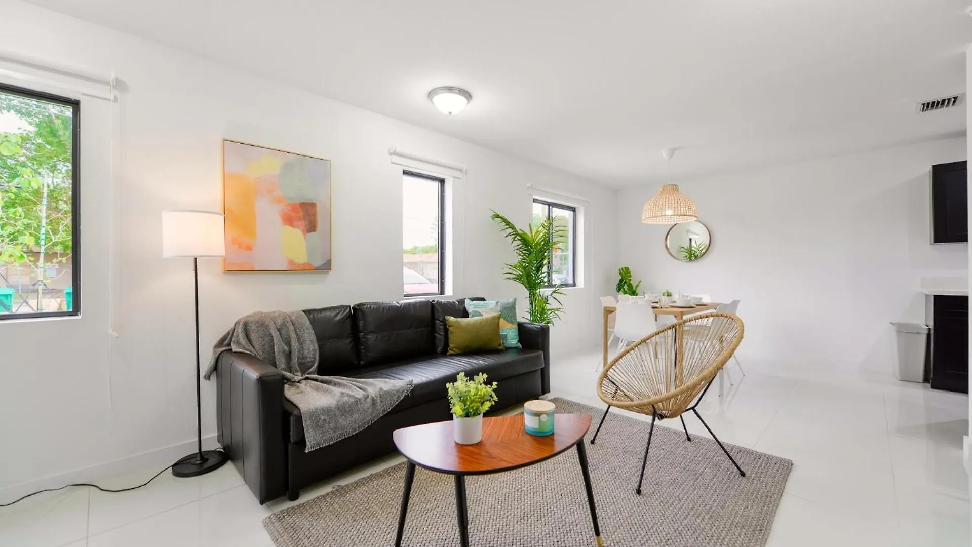 Duplex 3br With Free Parking In Northwest * Miami