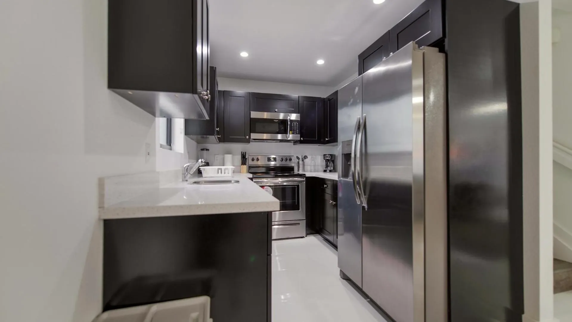 Duplex 3br With Free Parking In Northwest Holiday home