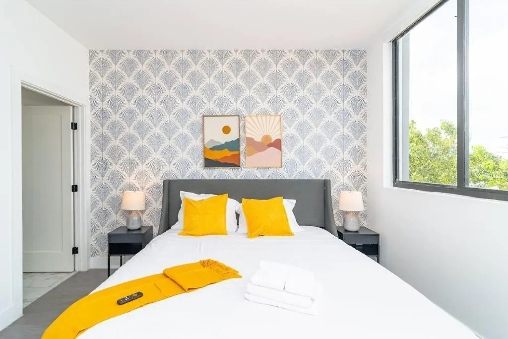 Apartment King Bed 2 Bedrooms Oasis Minutes To Brickell 6 Guests Miami