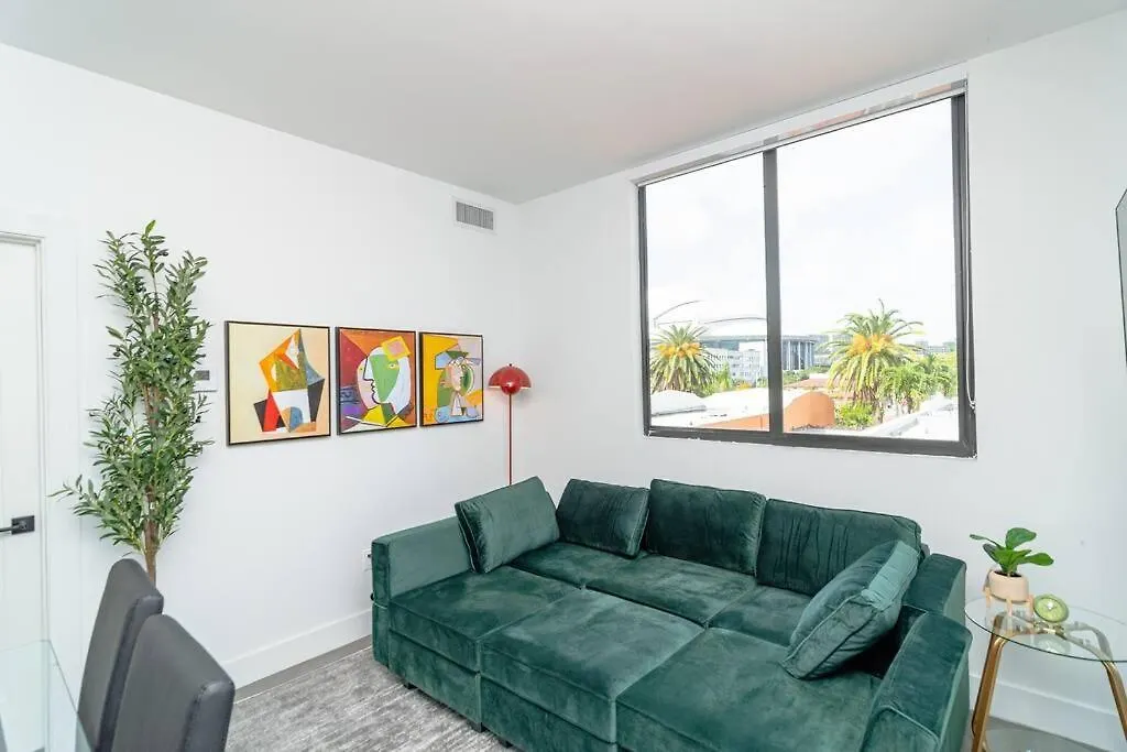 King Bed 2 Bedrooms Oasis Minutes To Brickell 6 Guests Apartment *