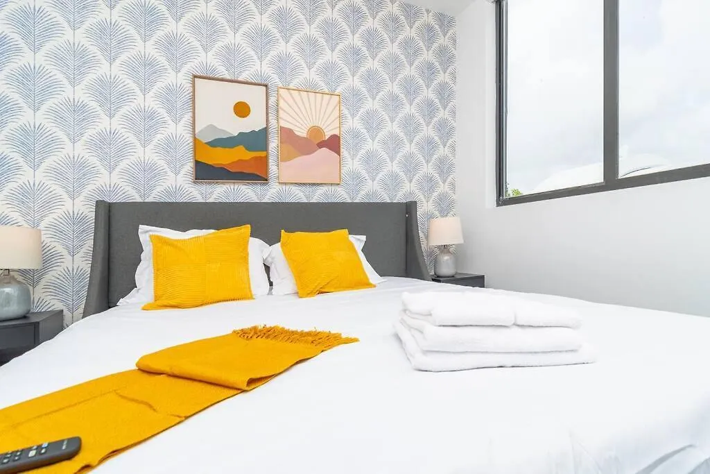 Apartment King Bed 2 Bedrooms Oasis Minutes To Brickell 6 Guests