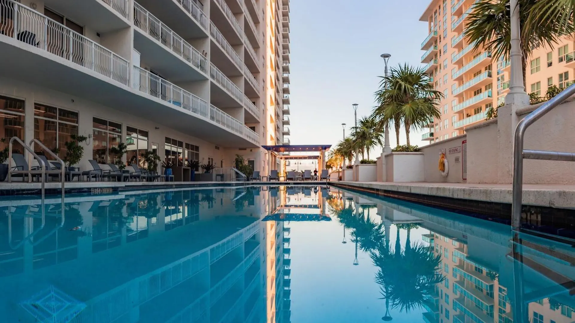 Apartment Lujoso En Brickell Miami
