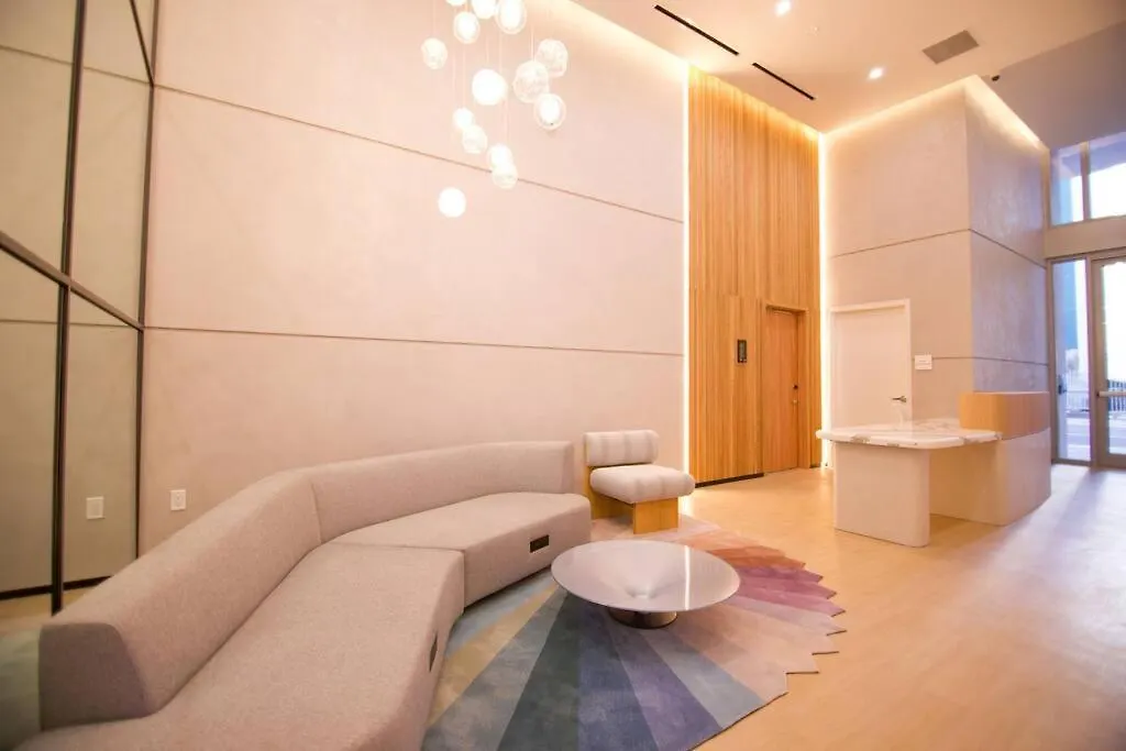 Amazing 2 Bedroom 30th Floor Downtown Free Parking *