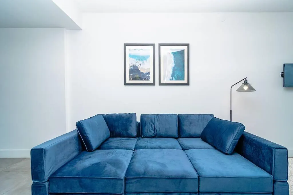 아파트 King Bed Brand New Oasis Minutes To Brickell