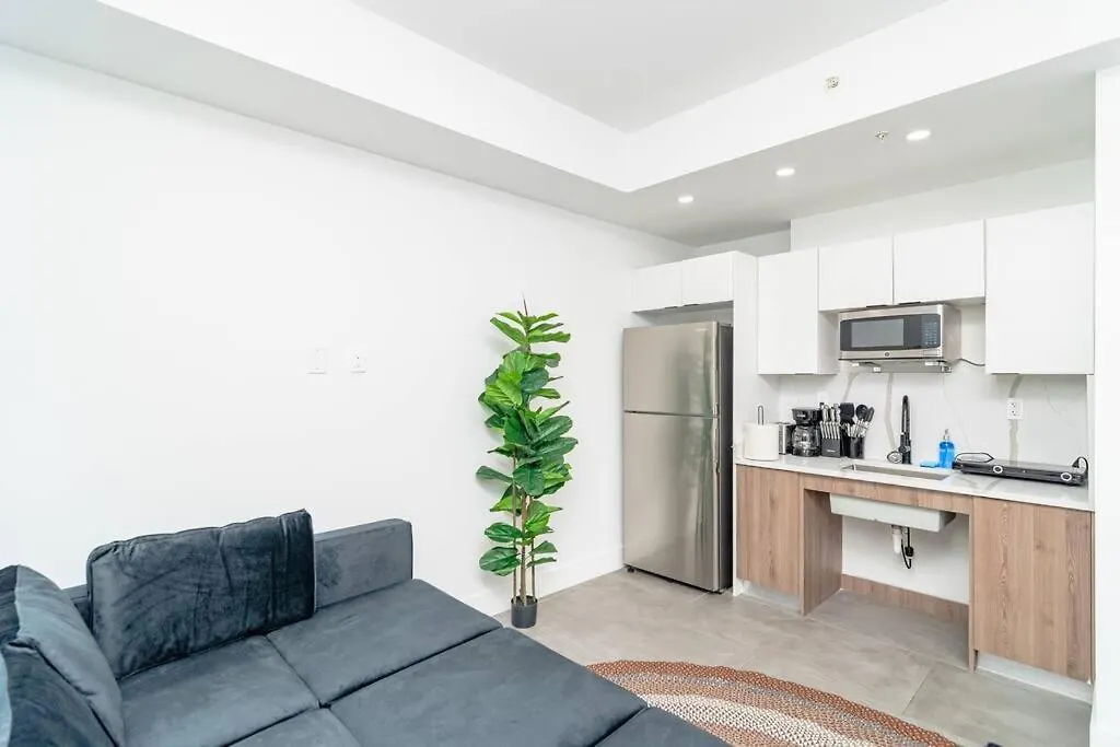 King Bed Brand New Oasis Minutes To Brickell * Miami