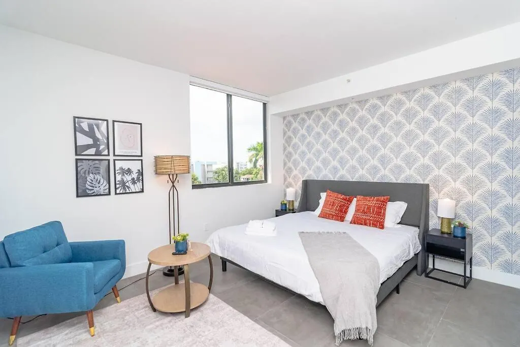 King Bed Brand New Oasis Minutes To Brickell * Miami