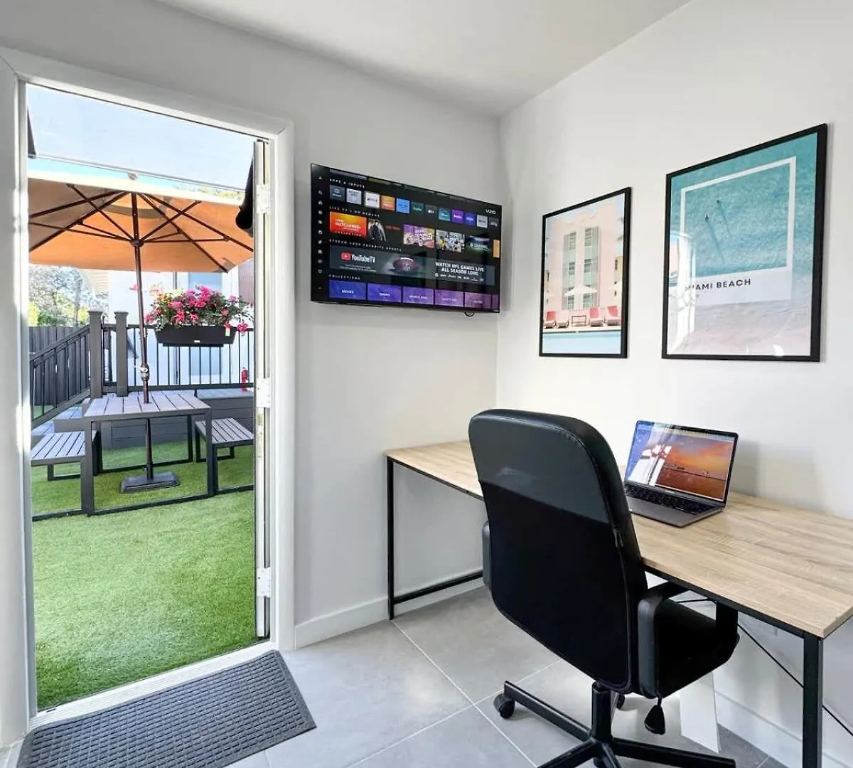 With Office Space And Hot Tub
