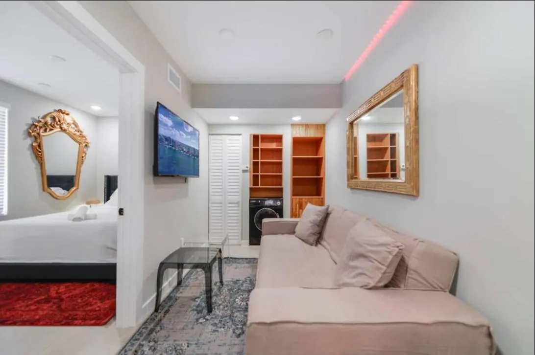 Anselmo Brickell Apartment