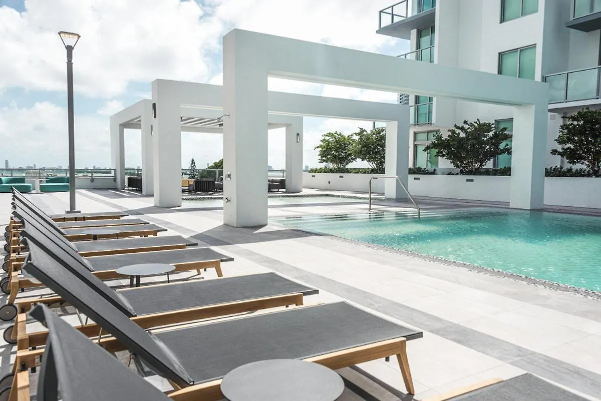 Elegant 2br W Beautiful Views * Miami