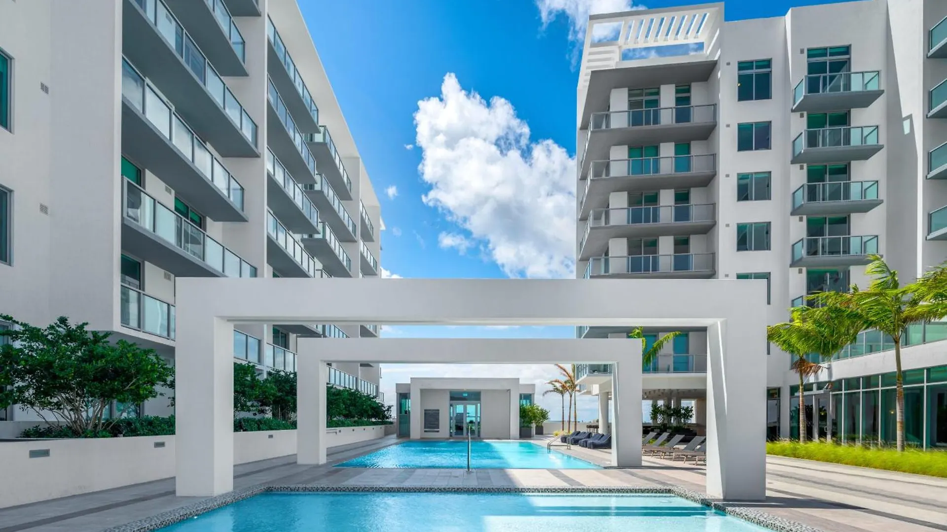 Apartment Elegant 2br W Beautiful Views Miami