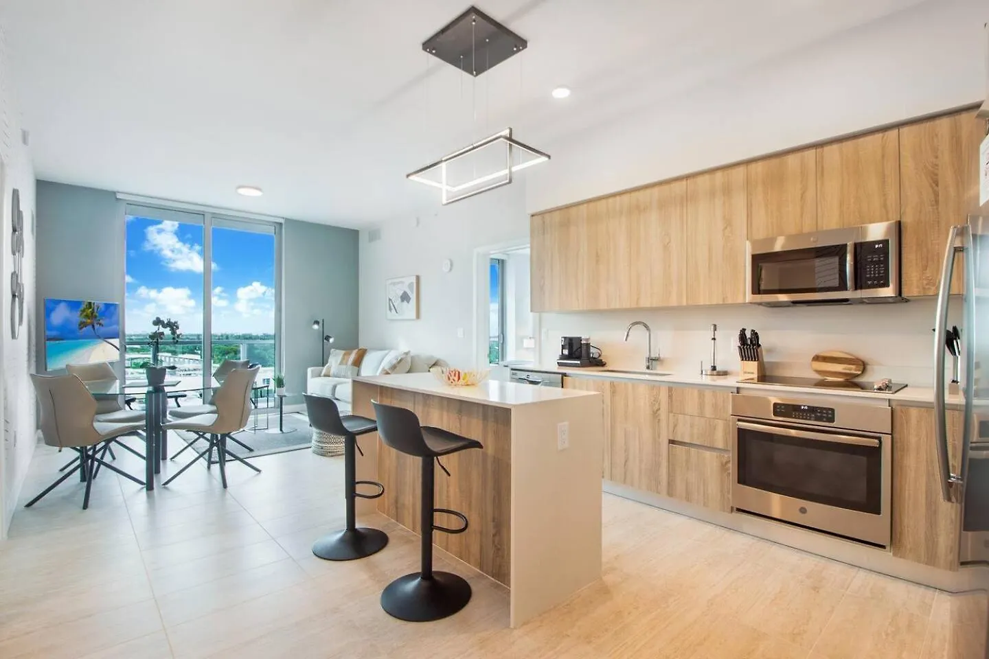 Apartment Elegant 2br W Beautiful Views