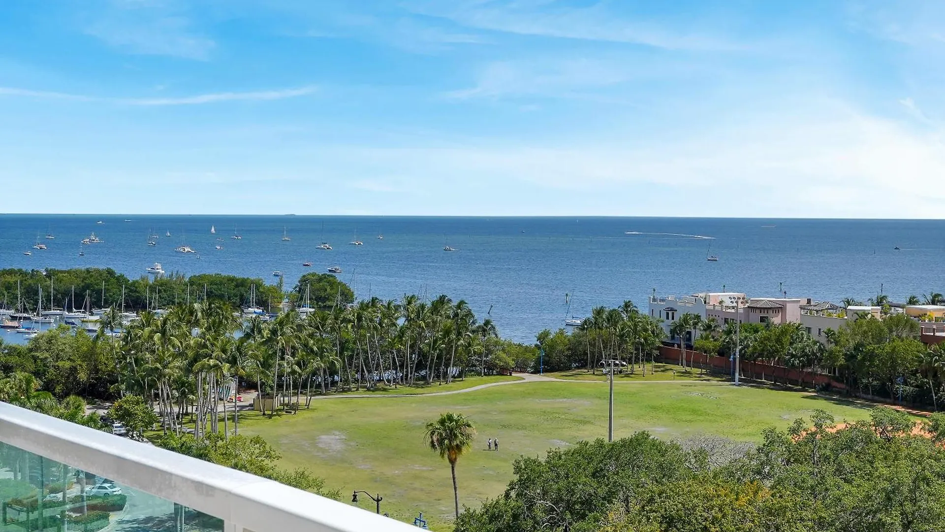 Aparthotel Fabulous 2 Bedroom In Heart Of Grove Miami