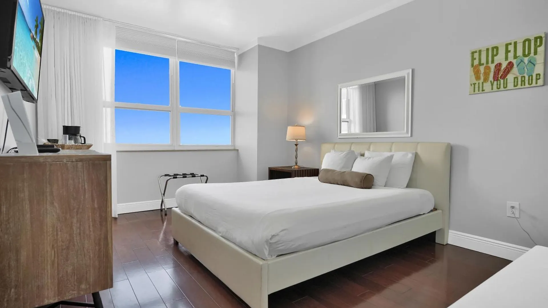 Fabulous 2 Bedroom In Heart Of Grove