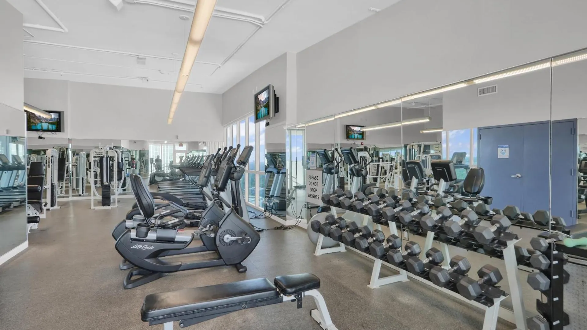 Fabulous 2 Bedroom In Heart Of Grove Aparthotel Miami