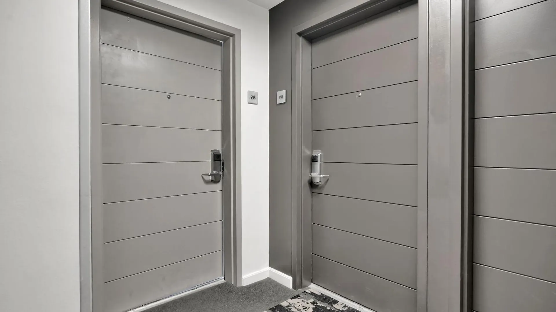 Fabulous 2 Bedroom In Heart Of Grove * Miami
