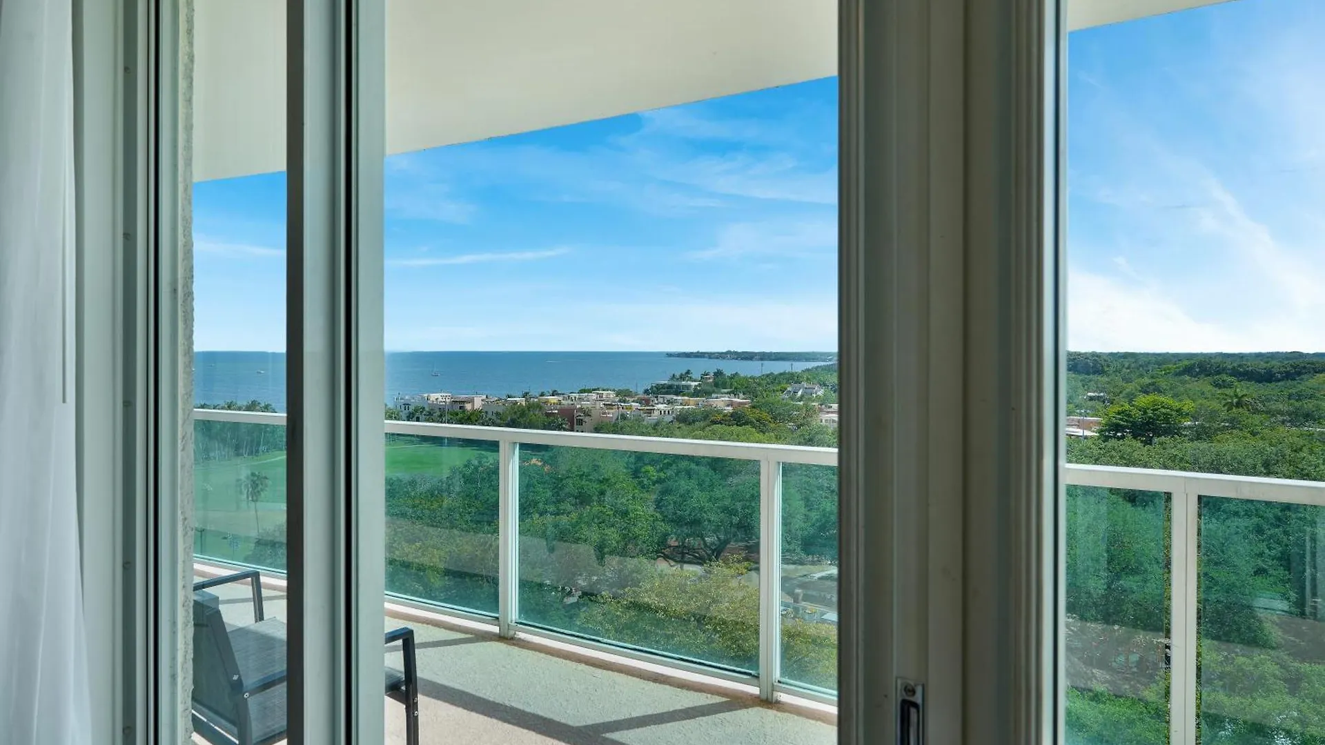 Aparthotel Fabulous 2 Bedroom In Heart Of Grove Miami