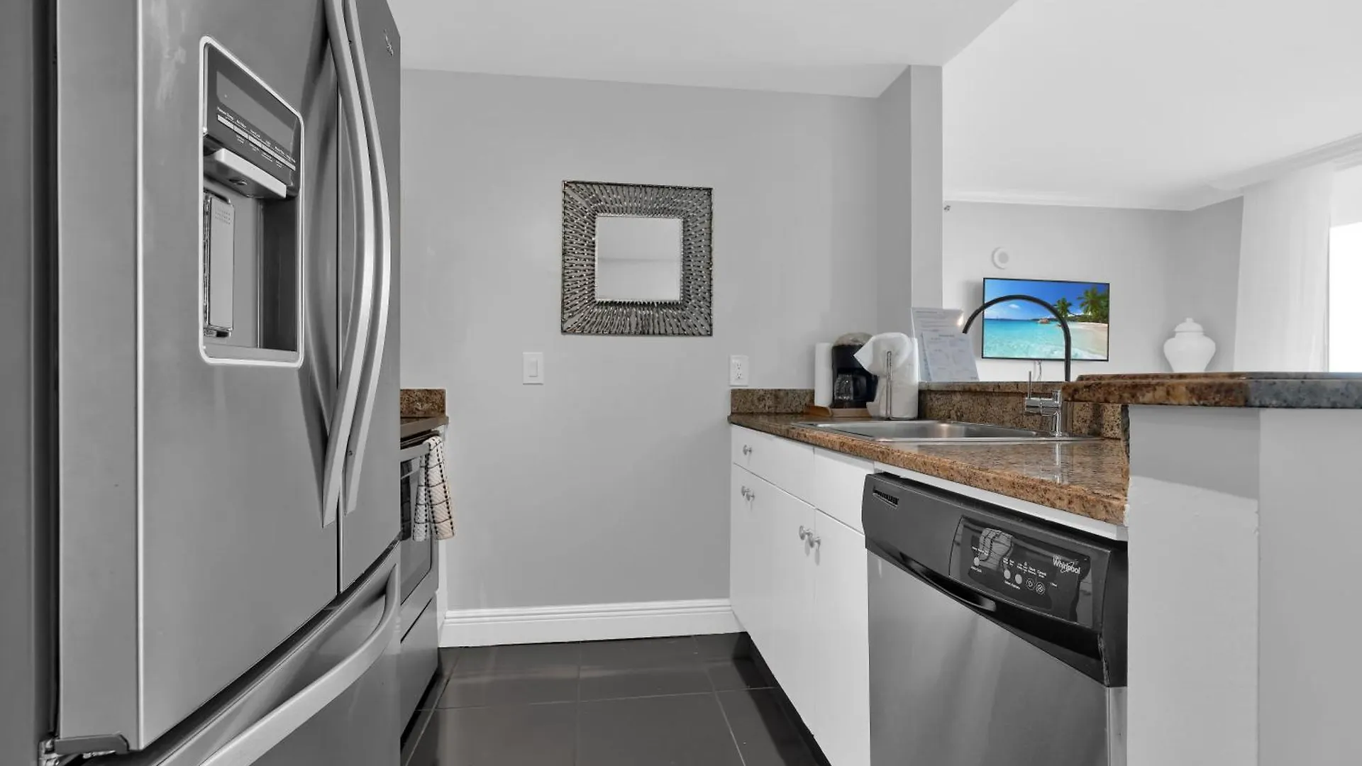 Fabulous 2 Bedroom In Heart Of Grove *