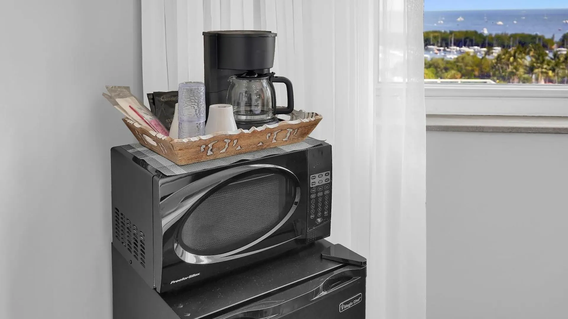 Fabulous 2 Bedroom In Heart Of Grove