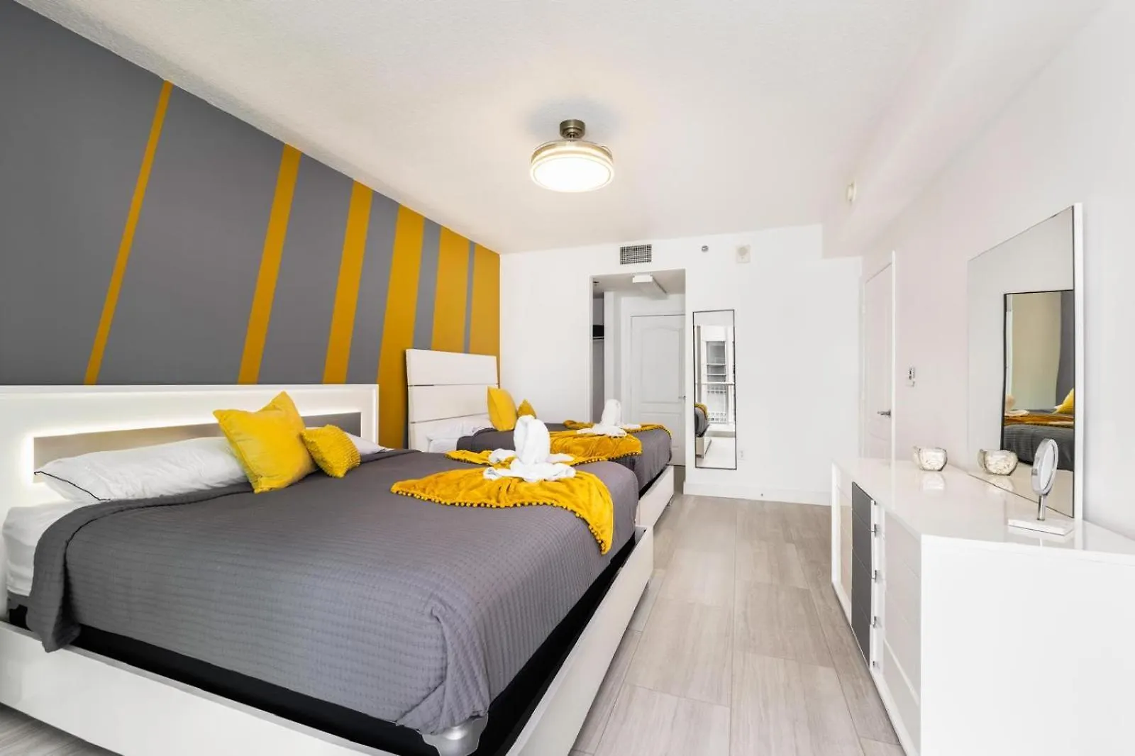 Luxury 1bd In Downtown Brickell Free Parking *