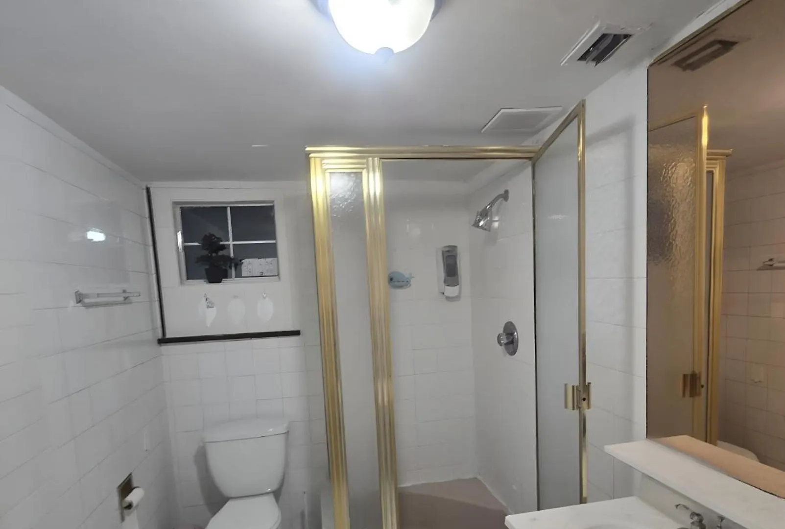 Azucar Homestay Miami