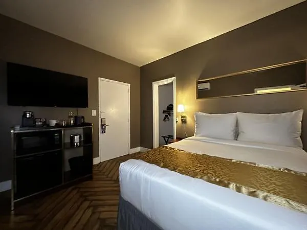 Hotel Tb Downtown