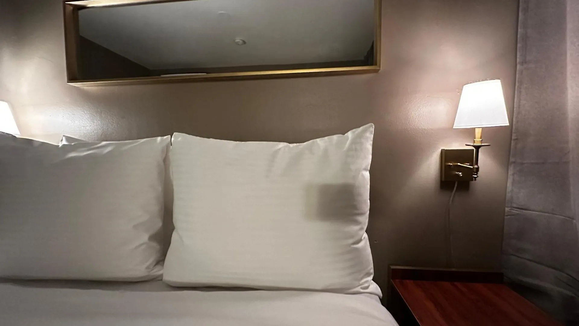 Tb Downtown Hotel *