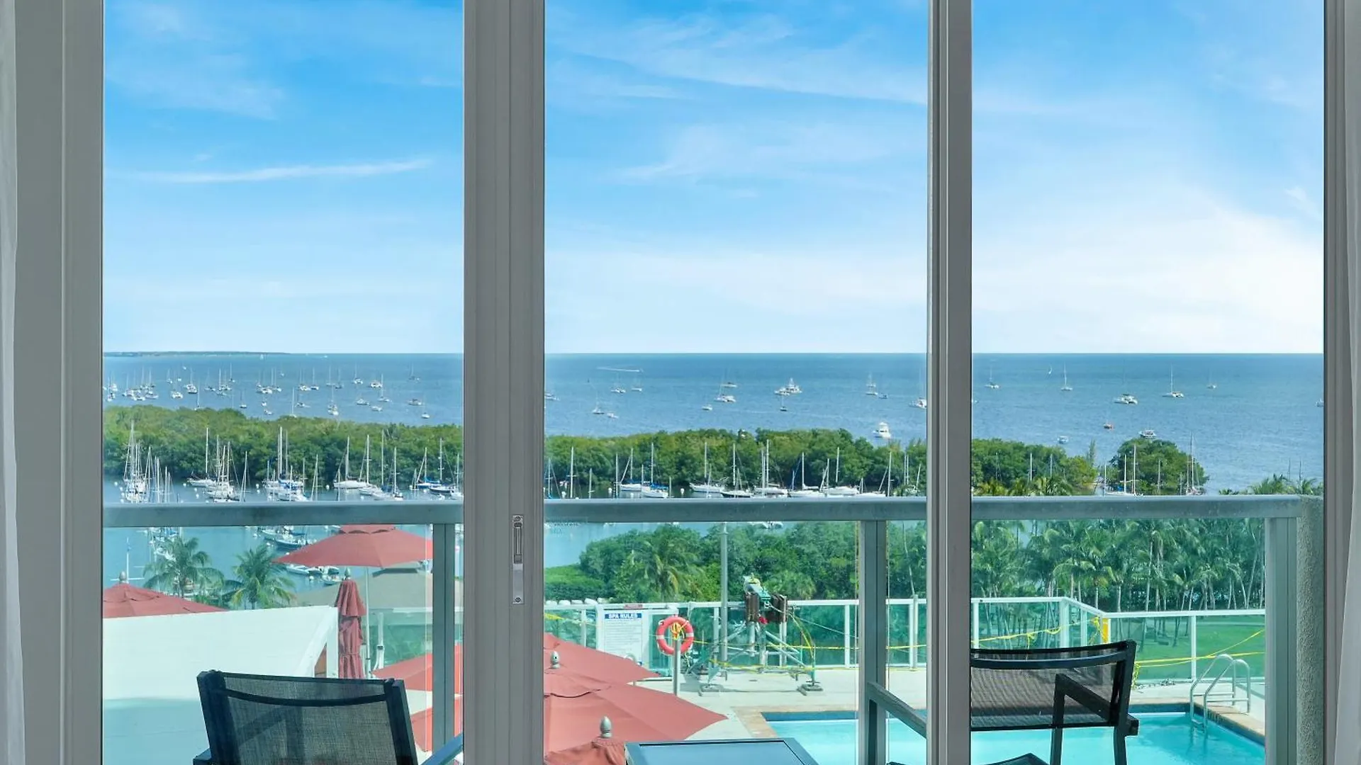 Aparthotel Tropical Paradise Spacious 3 Bedroom *