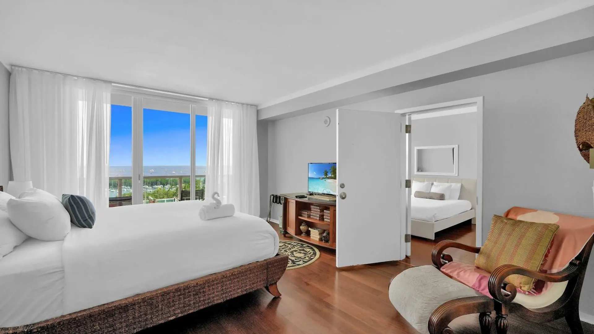 Aparthotel Tropical Paradise Spacious 3 Bedroom