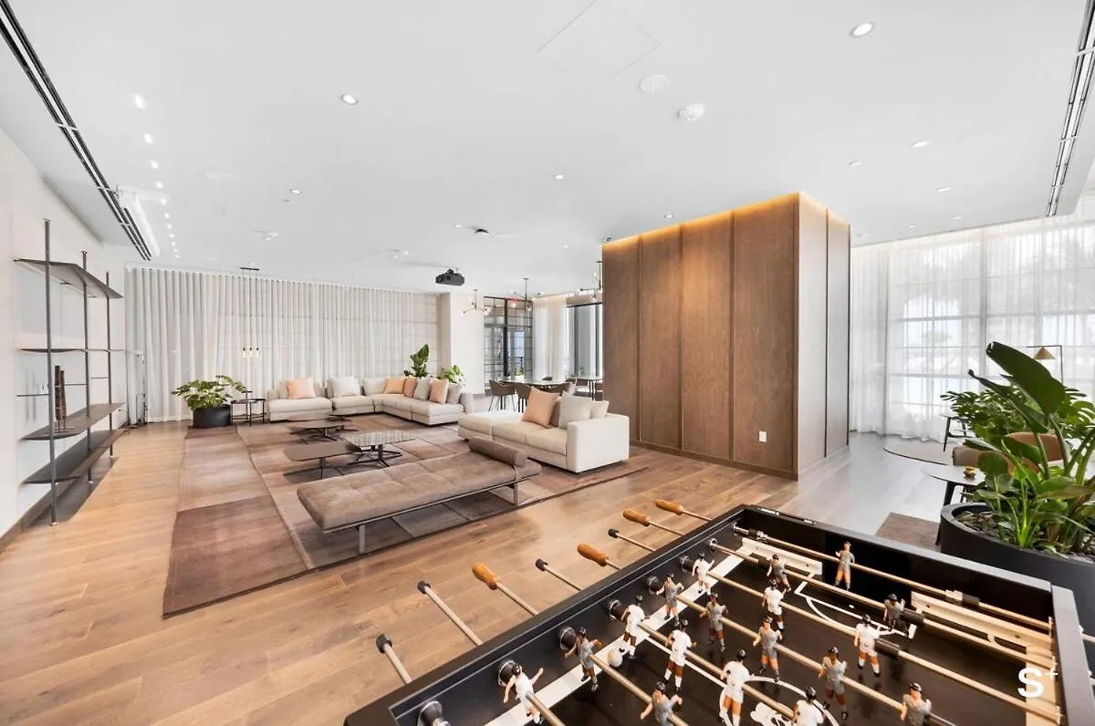 Herberg Chic Downtown 1br With Stunning Skyline Views