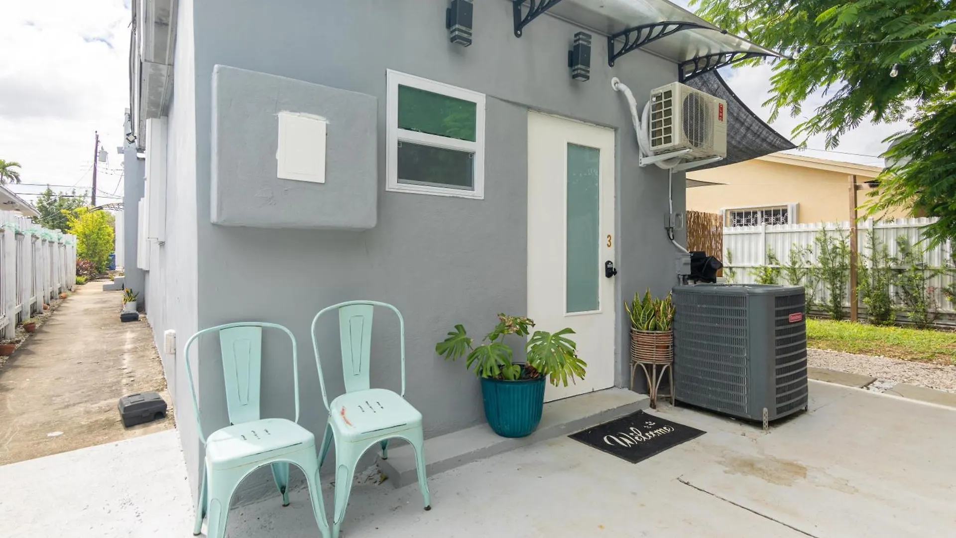 Charming In With Parking And Patio 公寓 *