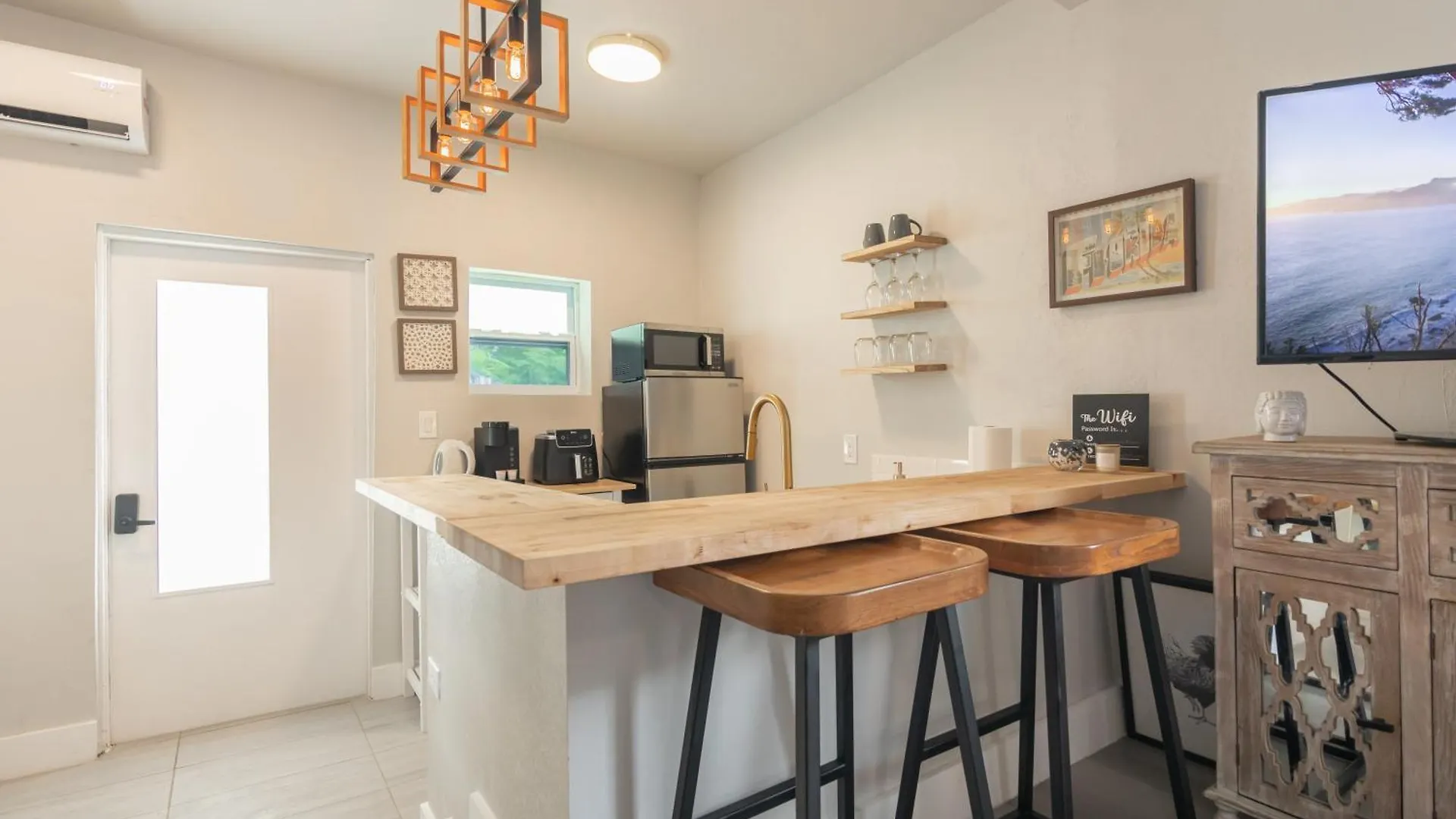 公寓 Charming In With Parking And Patio 迈阿密