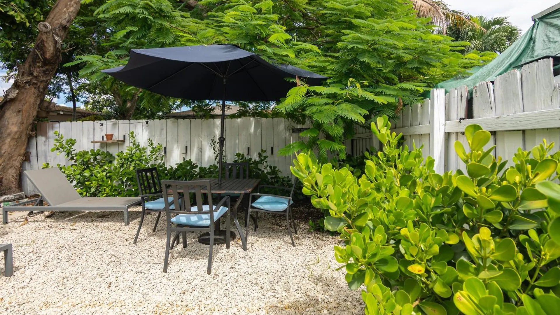 Charming In With Parking And Patio