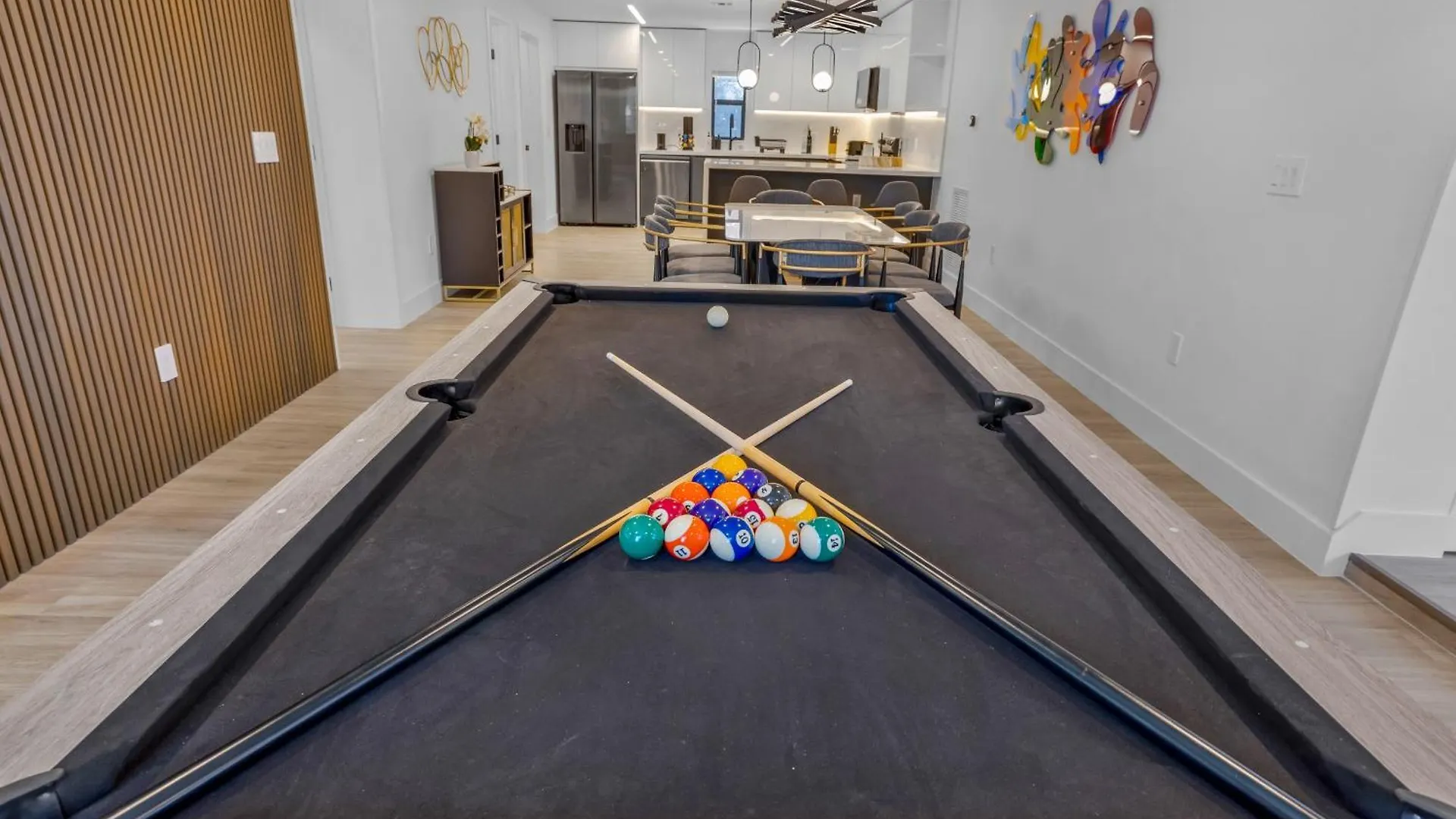 Design Dist Pool,hottub,billard Y Nespresso *