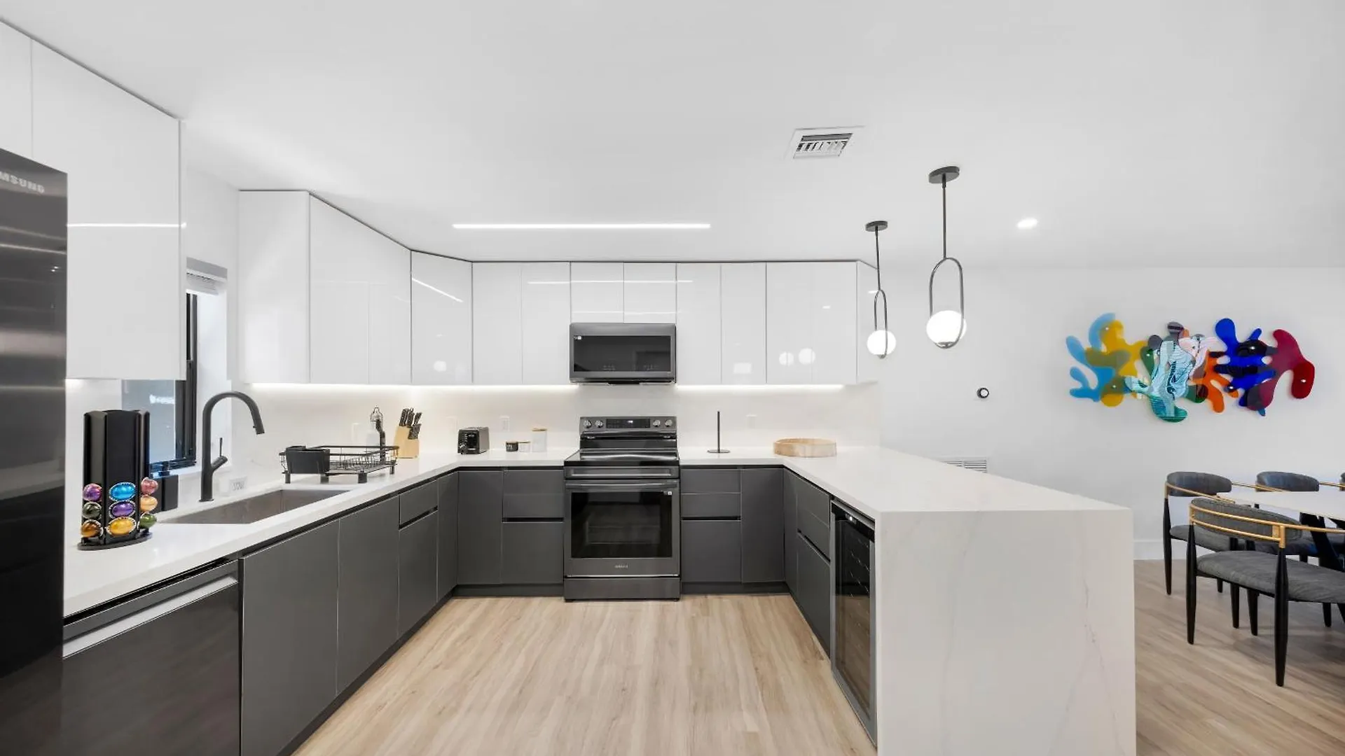 Design Dist Pool,hottub,billard Y Nespresso Villa