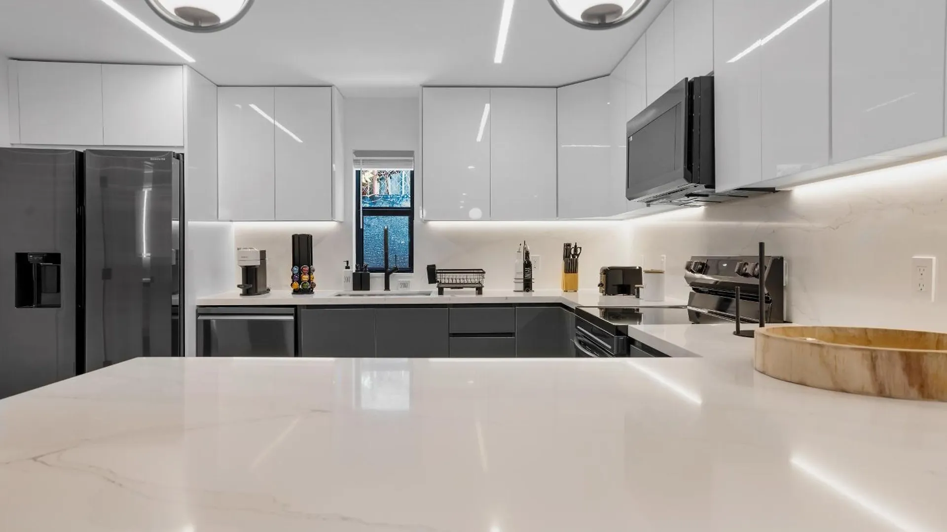 Villa Design Dist Pool,hottub,billard Y Nespresso